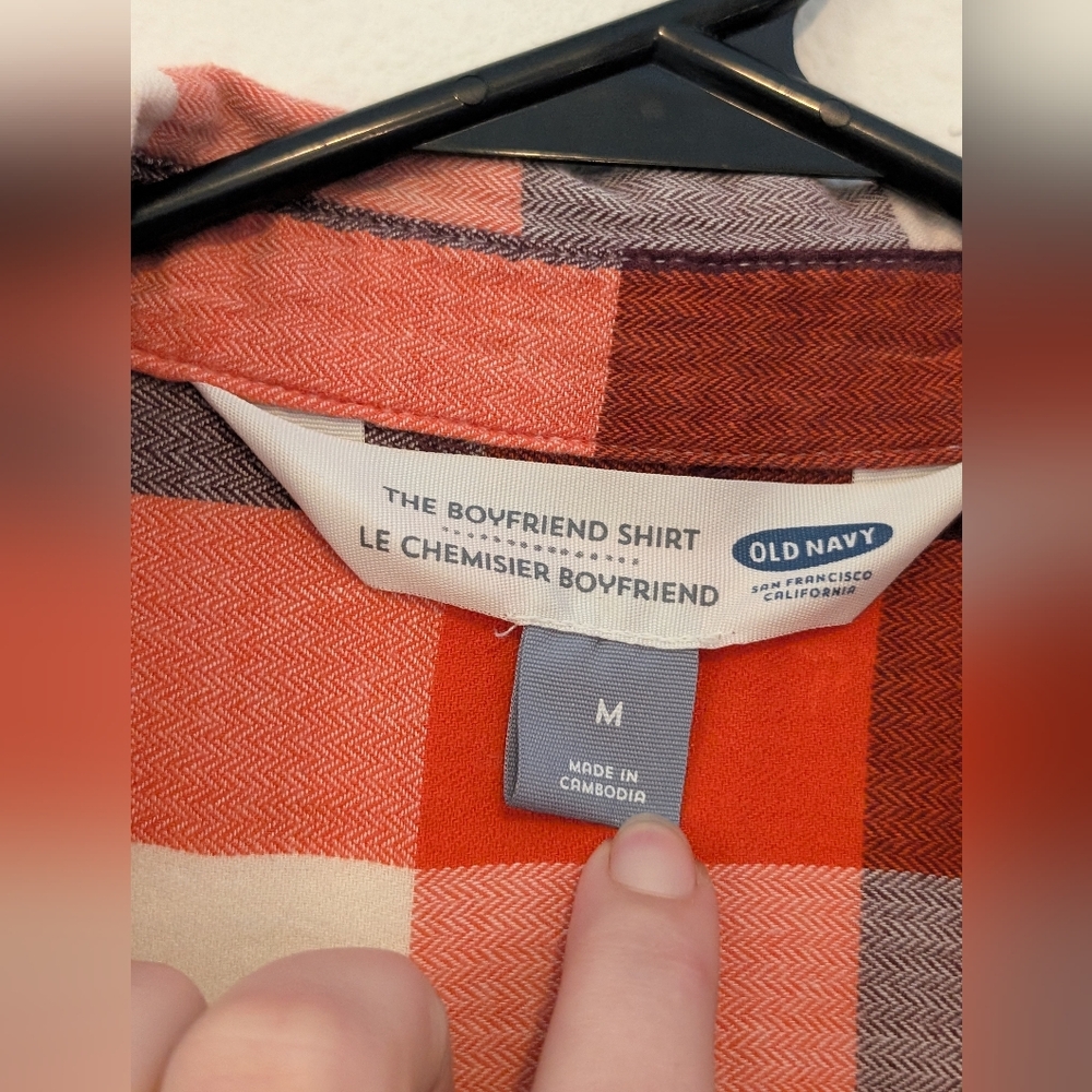 Old Navy Men's Casual Plaid Shirt - Red, Black, and White - Picture 2 of 3